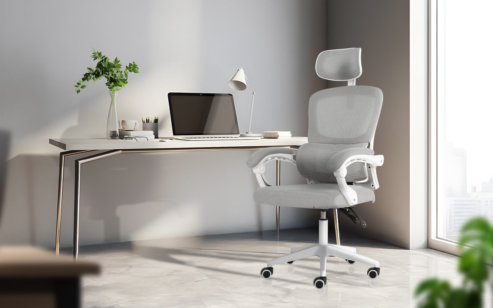 Ergonomic Reclining Office Chair – Lumbar Support & Adjustable Headrest
